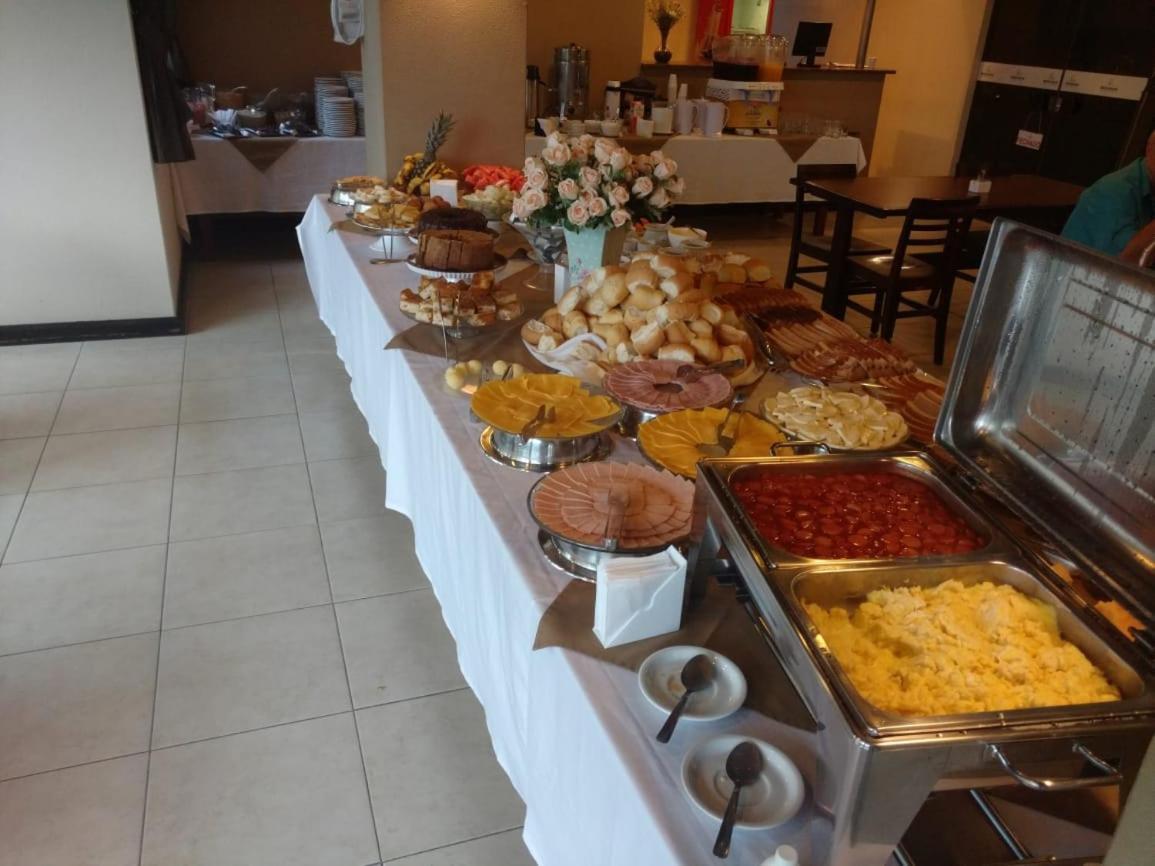 布里撒马尔套房酒店 Florianópolis 外观 照片