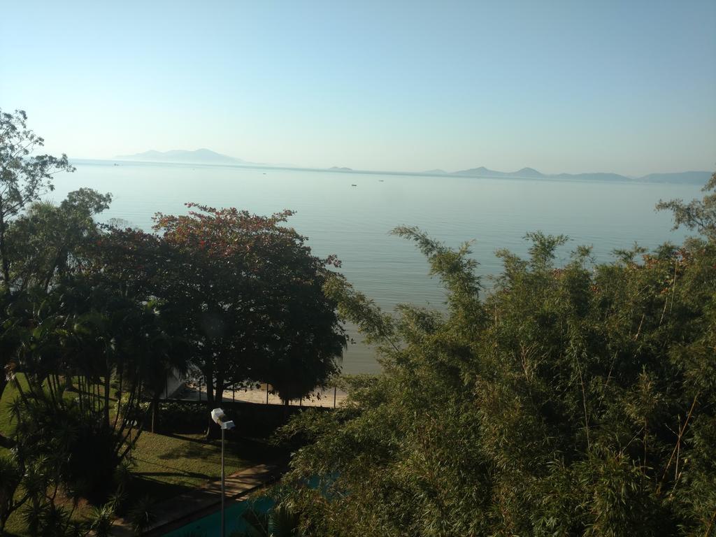 布里撒马尔套房酒店 Florianópolis 外观 照片